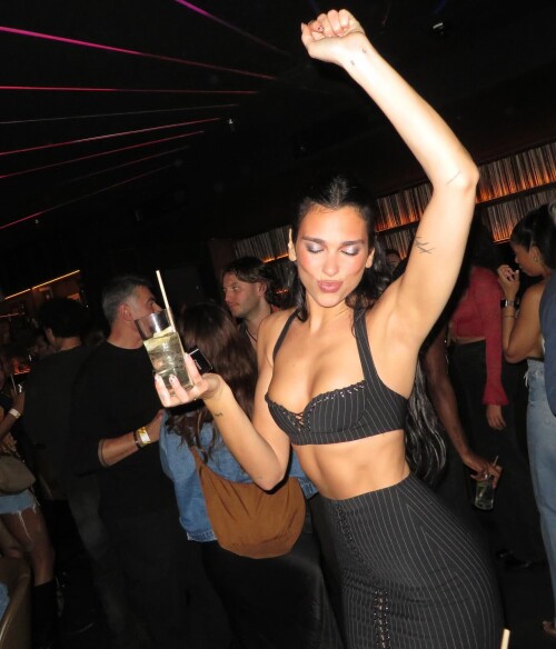 dualipa 2025 04 06T082959 052cee808f7fdf8b5b