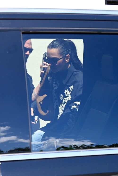 dualipa-23013ea6e5e959557b