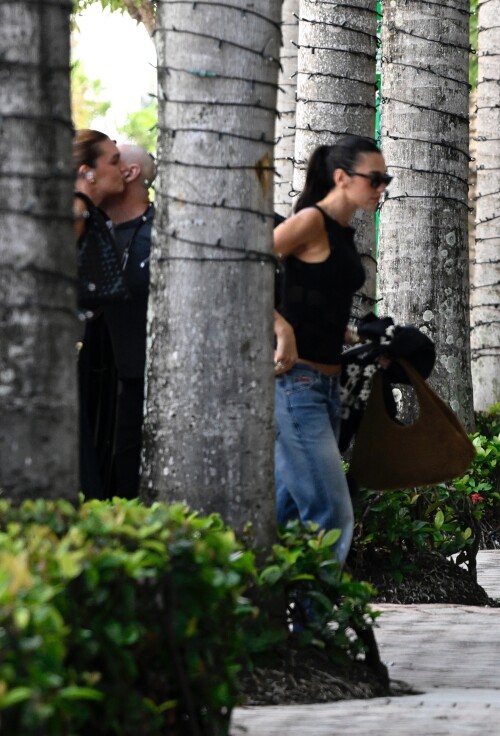 dualipa-3ce90a1dfc1d9eadb