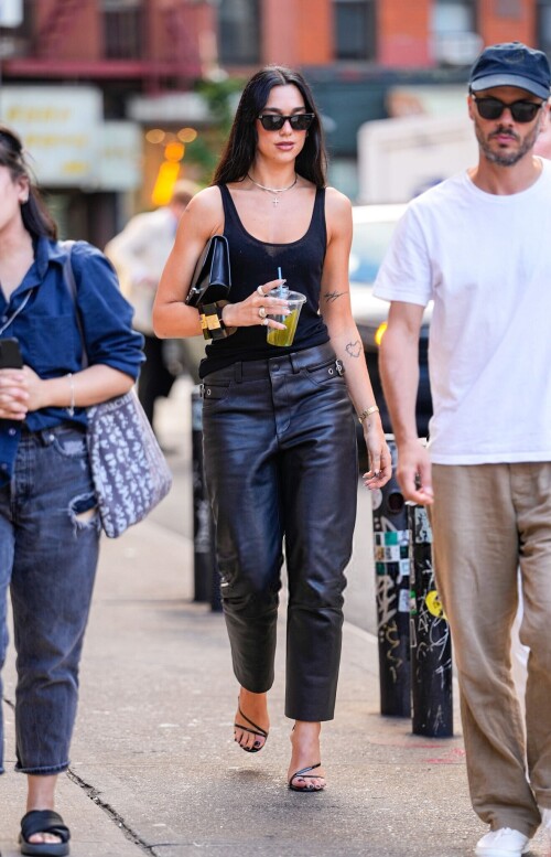 dualipa 4d6b448388bbe835b