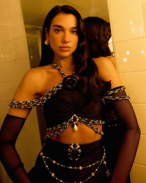 dualipa 1729267115 3481667370205886887 123311950d3b7d71864d4546