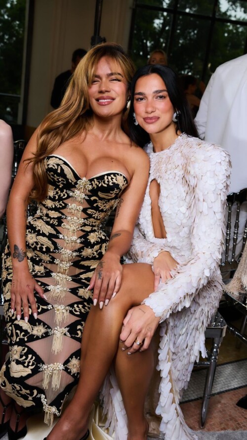 dualipa 1751920684 123311953aef14f765a5a97c