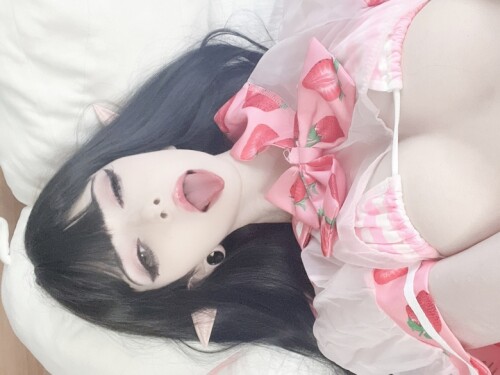 e21db0cb 08a8 483e 864f 9e637e22ff82 0650ef93 3b10 4ffe b0b0 c4dc78dee1b3cb4d8ea79e321bd9