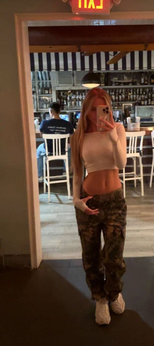 e3e3ed23 94e7 4b55 b93f 6ea8b5454e0e15fc9d8abd685f54