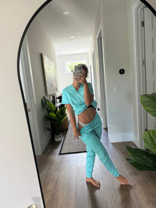 e484bbe3 f015 4ee4 a7a1 35e3f9552c4efc5986b9865162d9