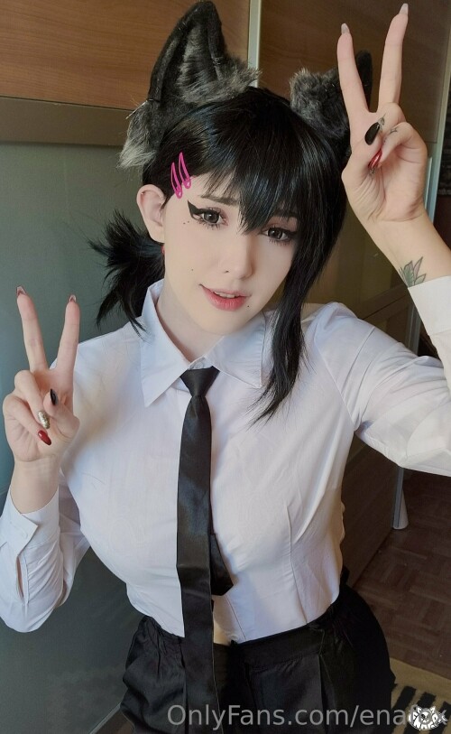 e52aa121 3301 4656 93ea e97bfddd0c0c