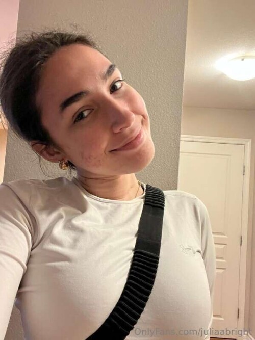 e5e2f51ea193dd4b522efd3e52a4525cefb5b91cf60816edaf687b79596f929b4accc25d8735bd2b