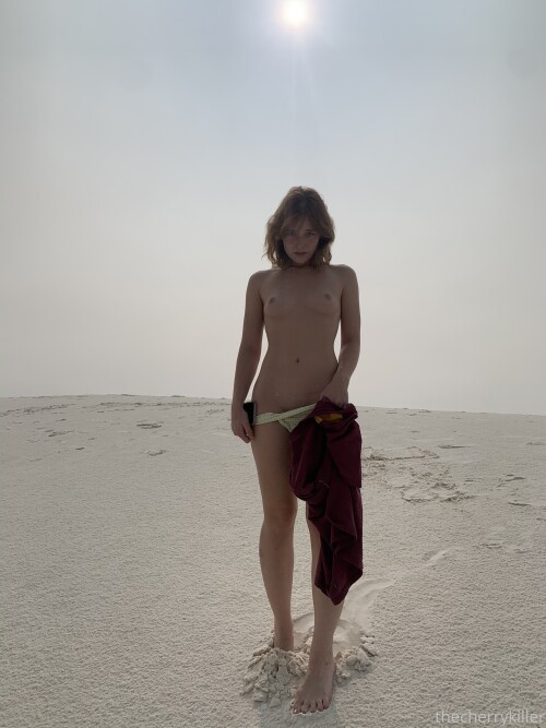 e7c546d62b8b32de1e94fb4e49b4dd8cec60ece91e8d0976