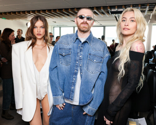 e7e7eyfhfjef025bb497230044