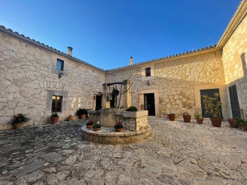 e89fe724 81e1 4754 995f 0583b2278c74bf1a331a237459d6