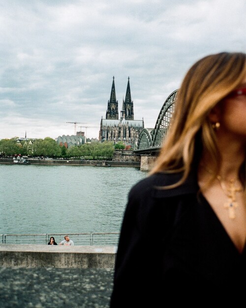 eRm3zzDM oafe62ac0bf56c212