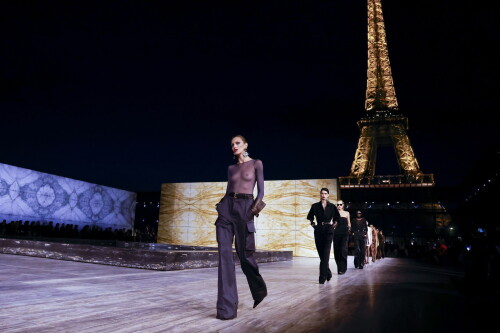 eUP4RiA4 oc147343032a59bda