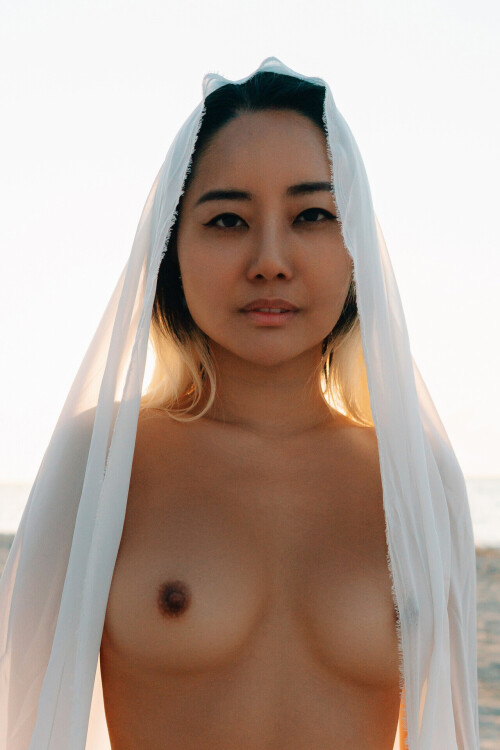 ebb5db804fb8fd16feb8e6de348ad5f97aaee499869b2e40