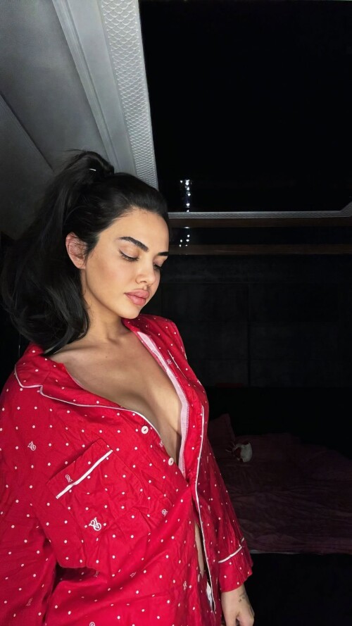 eceronayofficial 20251001 0001bddb4119f9fd853b