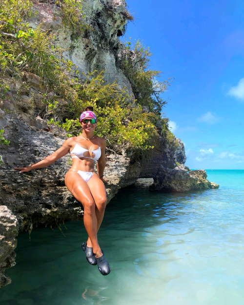 ef78f081795047de7ed70b97afa18f62