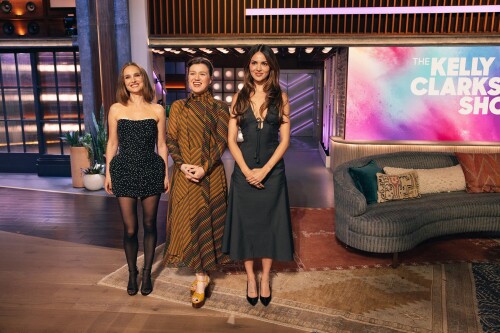 eiza 4ac1d5774a4c2342a