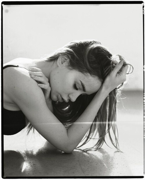 ekaterina zueva at a photoshoot 2023 2f1b64ba54c24b1d0