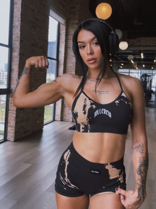 elaynablack reel 20250704170046423f5428da308e36