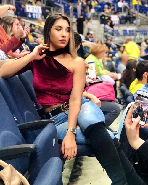 elifkaraarslan 17 B5Qg4B9lza6f17c94d5f87fe191