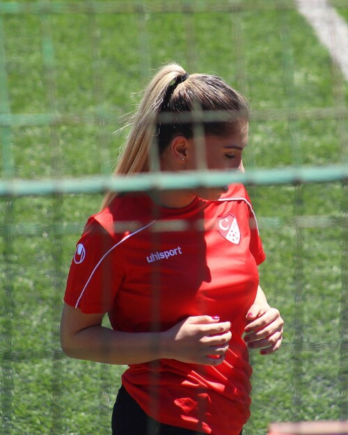 elifkaraarslan 17 CSKSlzfj9EPf0654df1abfc00bd