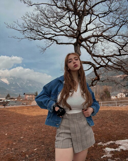 elisa.denisee 20221118 0024