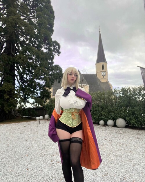 elisa.denisee 20221118 0040