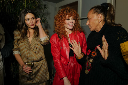 elizabeth-11b1d6aa8c4345d0d7