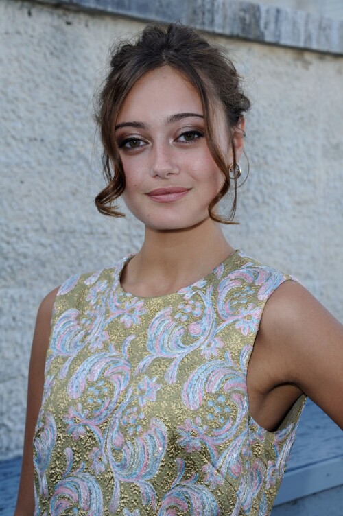 ella purnell miu miu women s tales photocall venice film festival 2016 925f824b496de8aa1