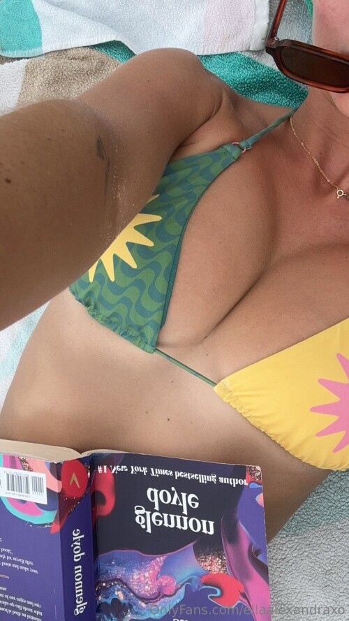 ellaalexandraxo-43f6c57c21d610f48