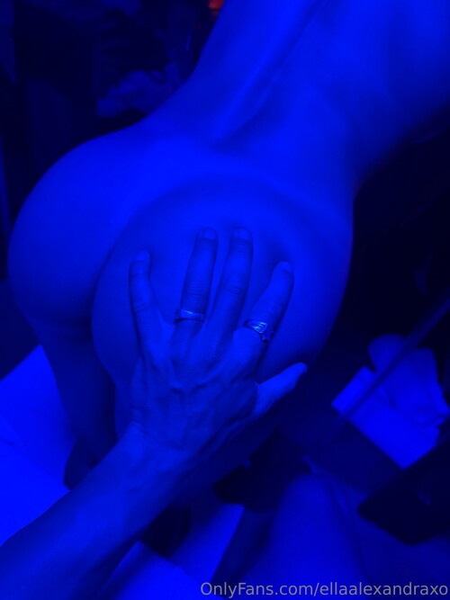 ellaalexandraxo 3997854753 source3e926c16e2db511a