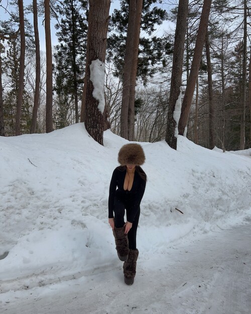 ellacervetto 20250328 00105ba99d8078041d57