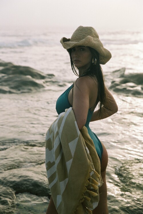 ellacervetto-byofoliver-80472f09397b27bf39