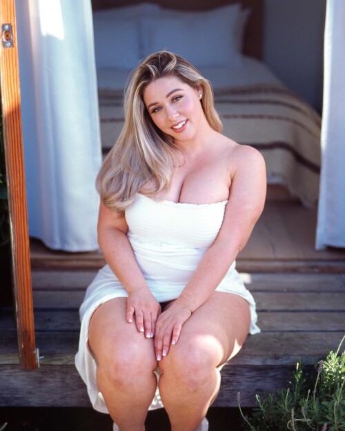 ellanabryan 20221001 005222 412632229110d4fe47eef076c6