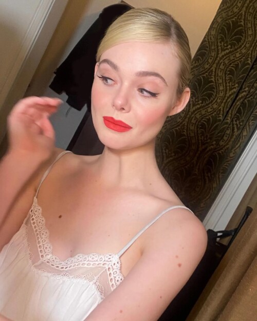 elle20d27bf786edce8e9