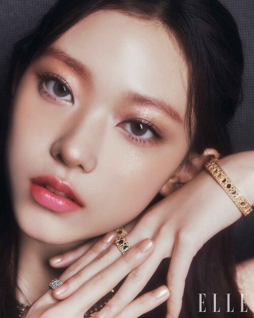 ellekorea 3484414153941369100 558005422 1 3f3dc3fe7efefcff4