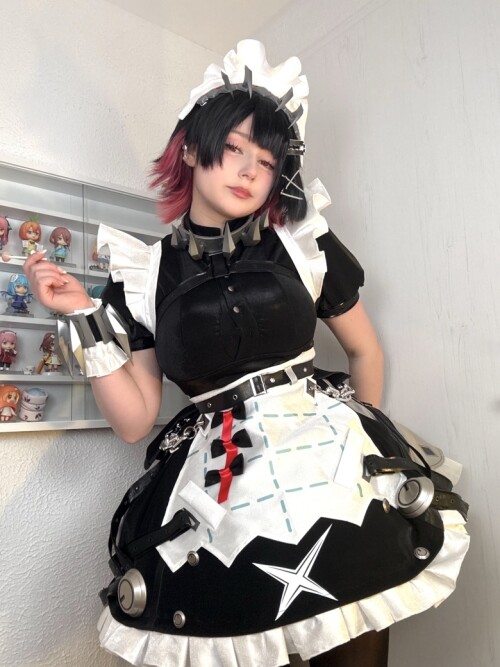 ellen5aa17d2cf38d9bab8