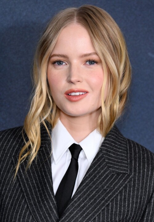 ellie bamber in london 20250108 2e1f0eceef753c8ad