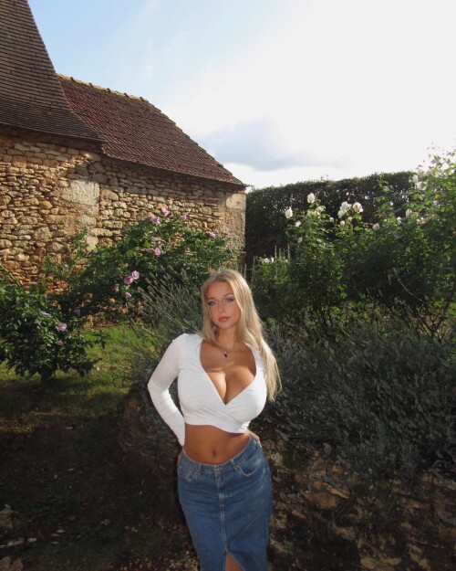 elly 23.08.2023.294f164a8d0d7db76
