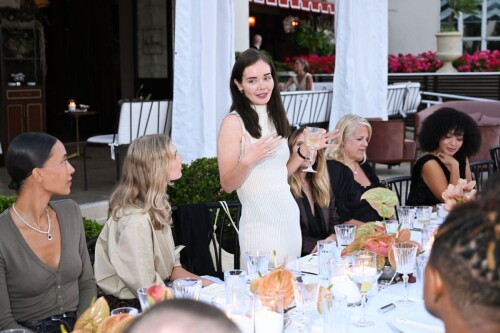 elsa hosk in los angeles 20240715 7 0c98036d30db40ce