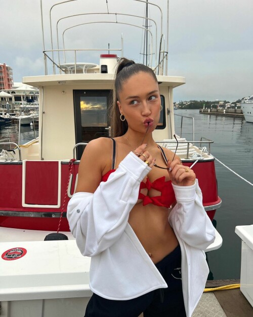 elsie16749208183025777580209544426 14395656