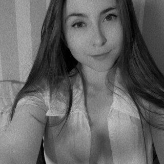 em-857c5ef693107eb3e4