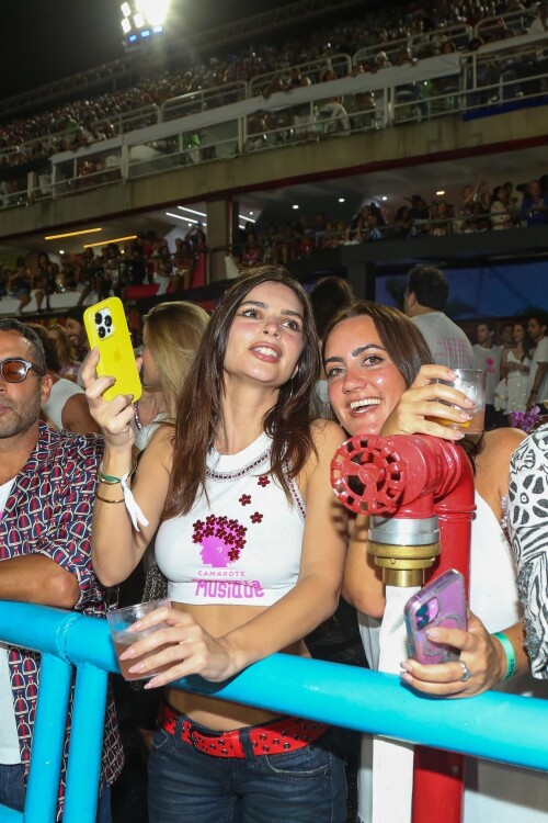 emfialtarabalcfksdfgd 111d438178b57b4696