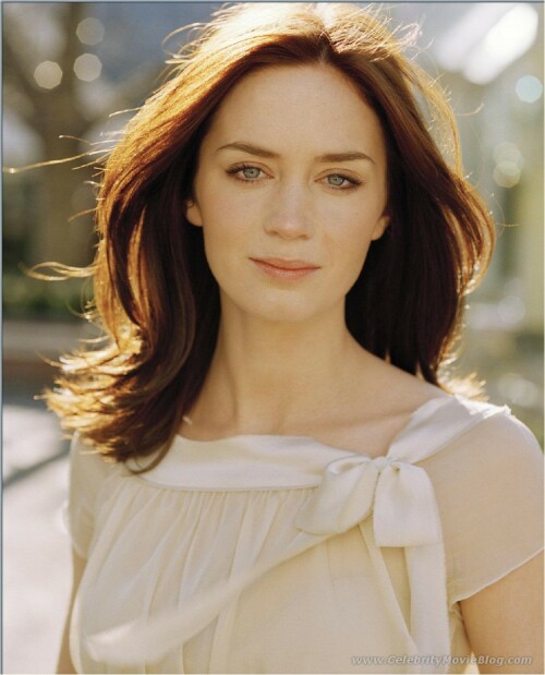 emily blunt 11f0a3ab3f45a7b376