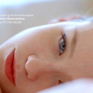 emily-masturbation-1974f356fdd3bcd3ba0f9e3b37b426ce05
