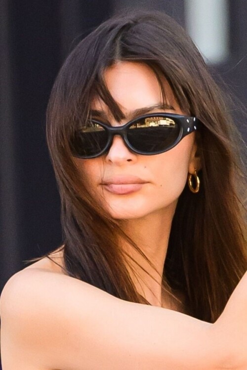 emily ratajkowski in new york 20240629 1 1d7b18e9222b5bf9