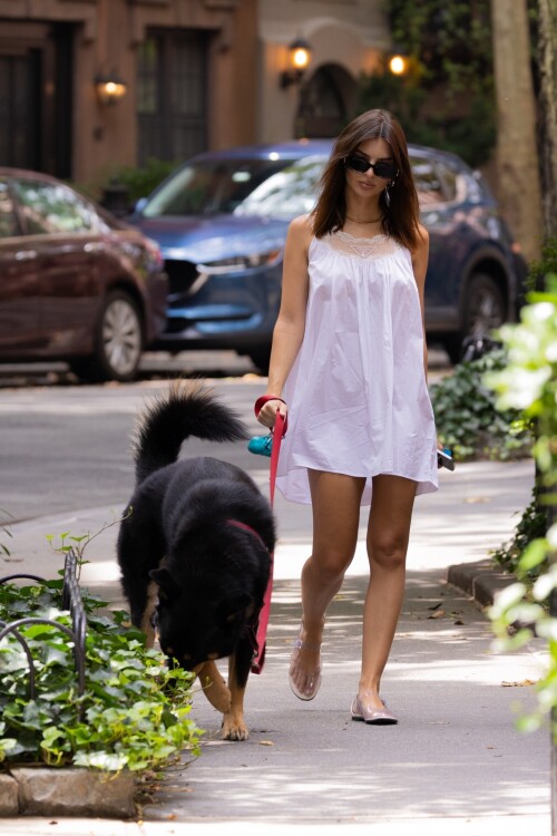 emily ratajkowski new york 20240819 13 0a56c48f7cc81cfc