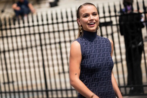 emma brooks fendi haute couture fall winter 2023 2024 in paris 07 06 2023 1131e0235690dd0411