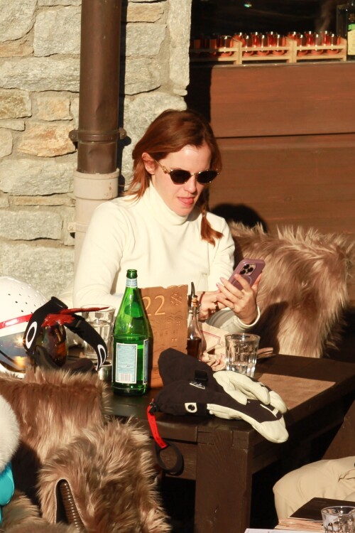 emma2 3c12421a036b8c0c6