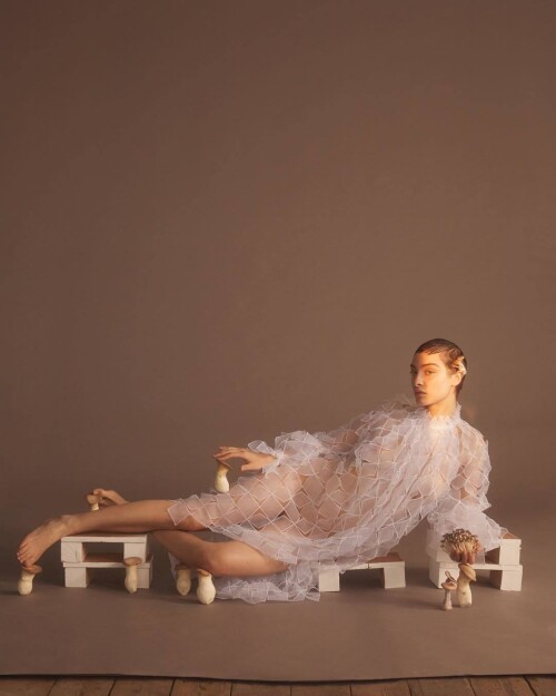 emma tempest 1352a183e475593da