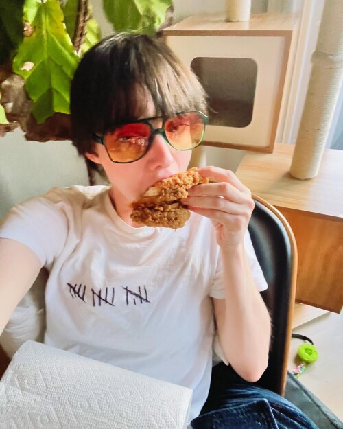 emmadumont__2024-12-02--21-10_4d7deb2fc027a2da3